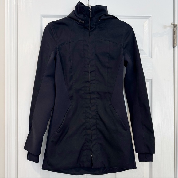 Lululemon Women's Like A Glove Full Zip Fitted Hooded Jacket in Black Size 2 - Picture 1 of 11
